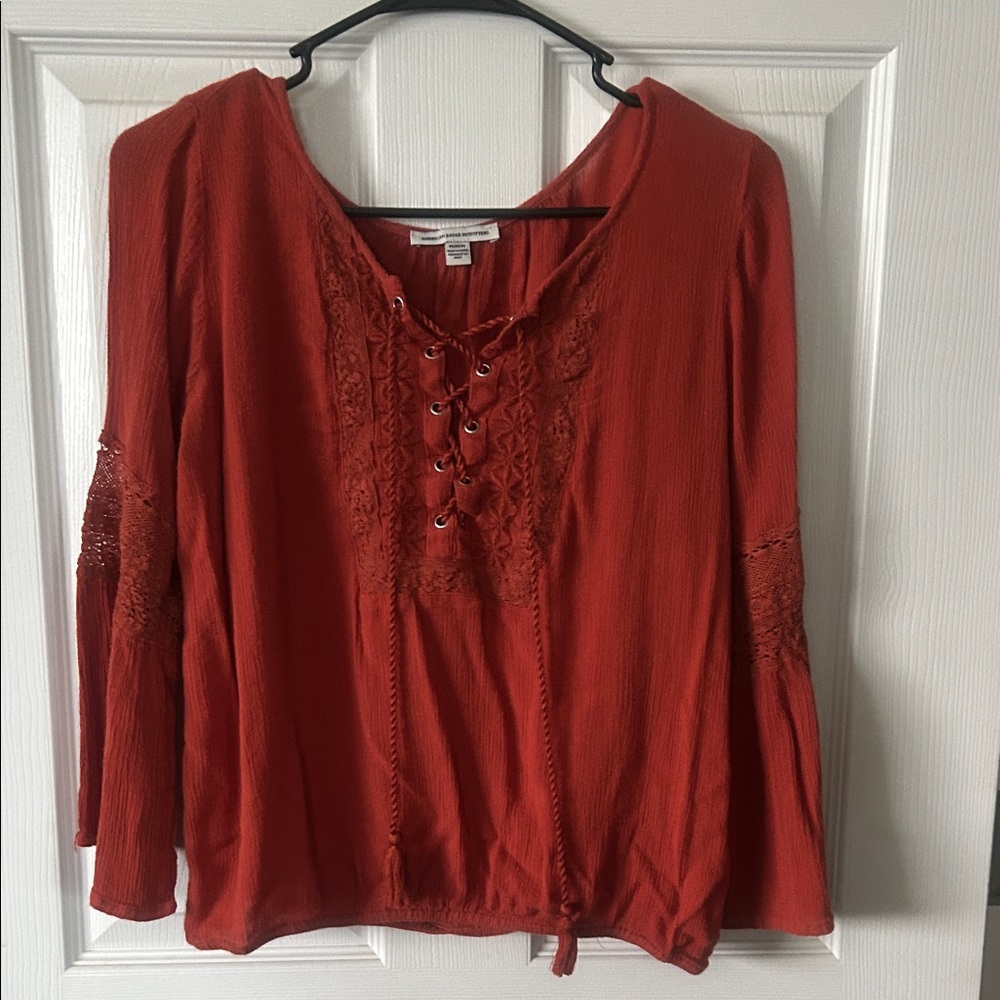 American Eagle Outfitters Women’s Rust Lace-Up Top.  GREAT CONDITION